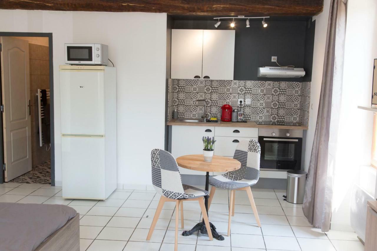 Douillet Au Bord De L'yonne Appartement