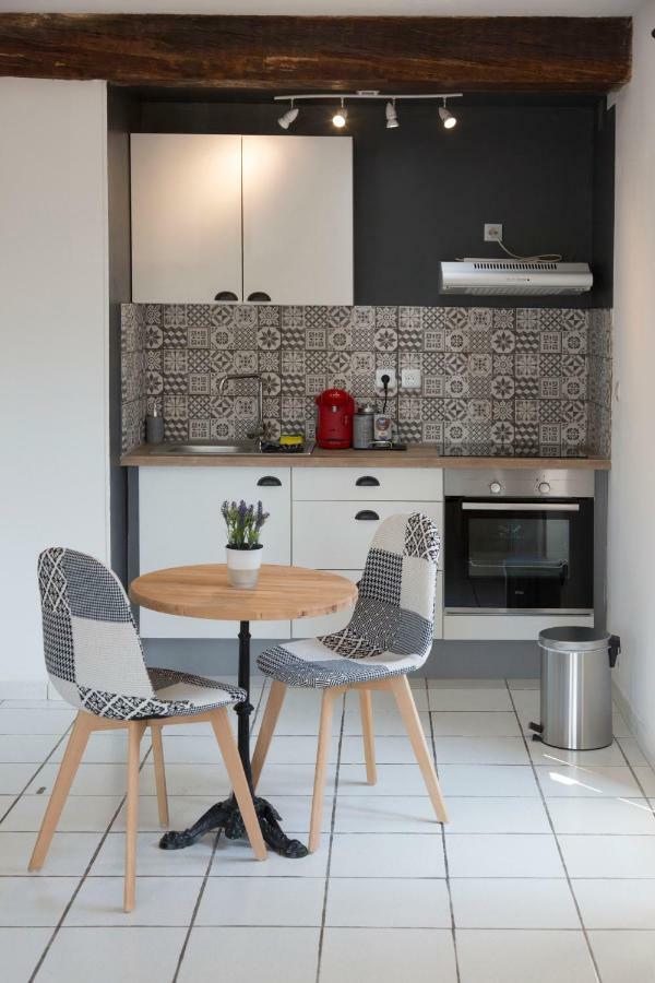 Douillet Au Bord De L'yonne Appartement *